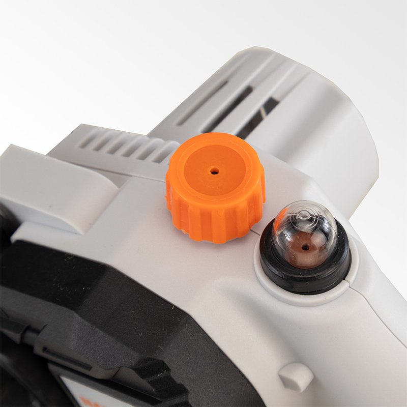 CORDLESS MINI CHAINSAW 21V, BRUSHLESS, BAR 15cm, 1kg,CHAIN 1/4'' 1,1mm 37Links, 10m/s, 2x2Ah Li-Ion - Imagen 5