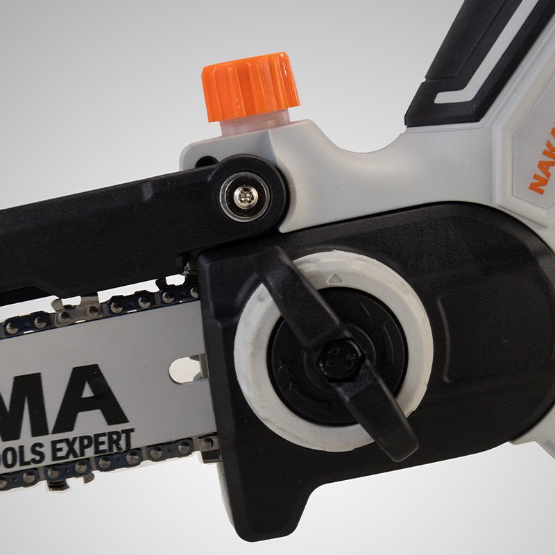 CORDLESS MINI CHAINSAW 21V, BRUSHLESS, BAR 20cm, 1,3 kg, CHAIN 1/4"1.1mm 46Links, 10m/s, 2x2Ah Li-Io - Image 4